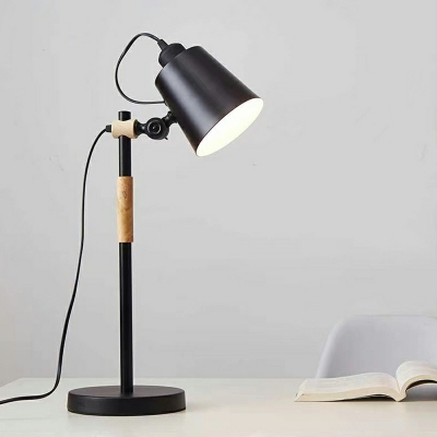 Nordic Minimalist Wrought Iron Desk Lamp for Bedroom and Study