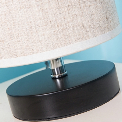 Nordic Minimalist Round Linen Table Lamp for Bedroom and Study
