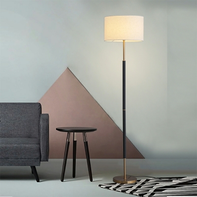 Nordic Minimalist Floor Lamp with Fabric Lampshade for Living Room and Bedroom