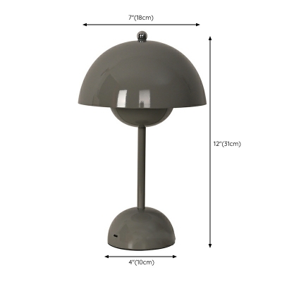 1 Light Nordic Style Dome Shape Metal Night Table Lamp for Bedroom
