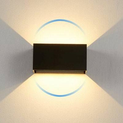 Waterproof LED Outdoor Wall Light with Upper and Lower Lighting