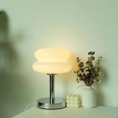 1 Light Nordic Style Geometric Shape Metal Night Table Lamp for Bedroom
