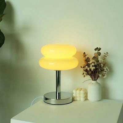 1 Light Nordic Style Geometric Shape Metal Night Table Lamp for Bedroom