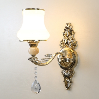 European Style Retro Metal Vanity Light with Crystal Pendant for Bathroom and Hallway