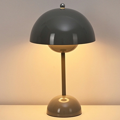 1 Light Nordic Style Dome Shape Metal Night Table Lamp for Bedroom