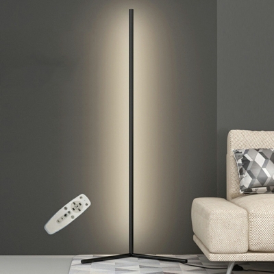 Contemporary Style Simple Line Shape Metal Floor Lamp in Black for Living Room