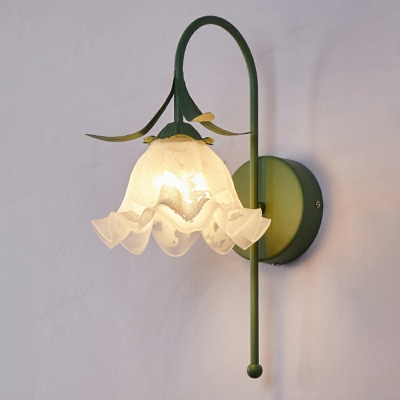Contemporary Style Flower Shape 1 Light Glass Sconce Light Fixture for Living Room