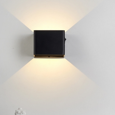 Modern Style Square Shape Metal Flush Mount Wall Sconce in Black