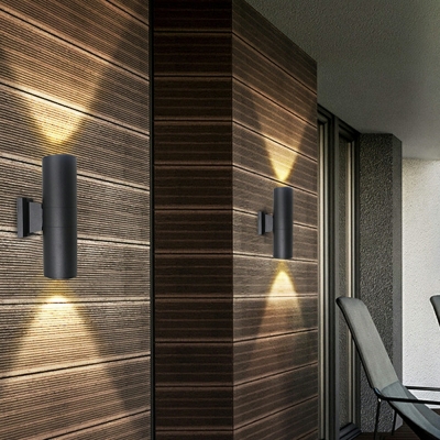 Black 2 Lights Metal Wall Mount Light Fixture for Courtyard and Corridor