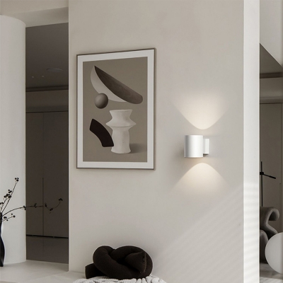 Contemporary Style Wall Light Iron Wall Sconce for Living Room