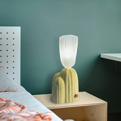 1 Light Modern Style Cactus Shape Glass Table Lamp for Bedroom