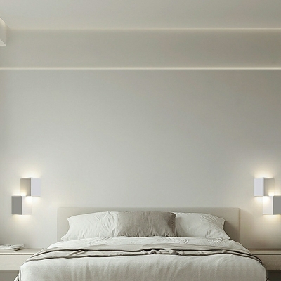Metal Modern Wall Mounted Light Fixture Geometric 1-Light for Bed Room