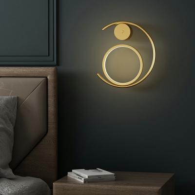 Modern Round Wall Mounted Light Fixture Gold Metal for Living Room