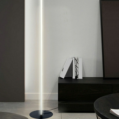 Contemporary Style Simple Floor Lamp Metal with Black Shade for Living Room