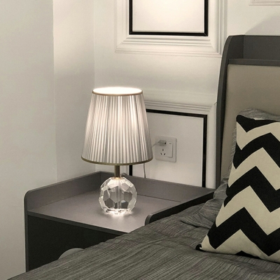 Modern Crystal Barrel Table Lamp with LED/Incandescent/Fluorescent Light and Clear Glass Base