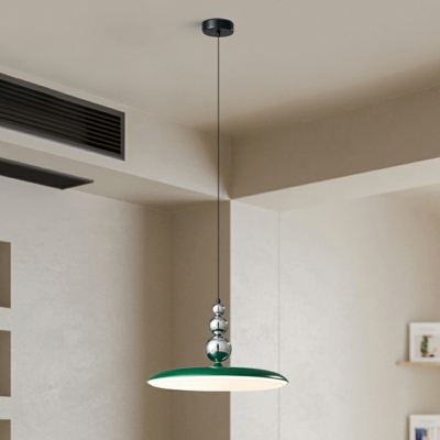 Modern Metal Pendant with Adjustable Hanging Length and Contemporary Warehouse Design