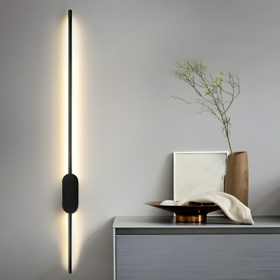 Rechargeable Black Metal Linear LED Wall Lamp with Remote Control