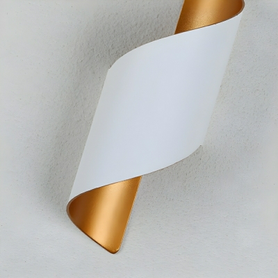 Modern Metal LED Wall Sconce with Warm Light and Unique Design
