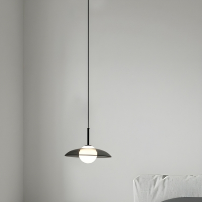 Modern Metal Pendant Light in Clear Glass with Adjustable Hanging Length for Residential Use