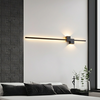 Modern LED Wall Lamp with Warm Light, Metal Construction, and Up & Down Shade