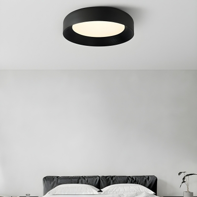 Modern LED Acrylic Flush Mount Close To Ceiling Light for residential use with clear Acrylic Shade