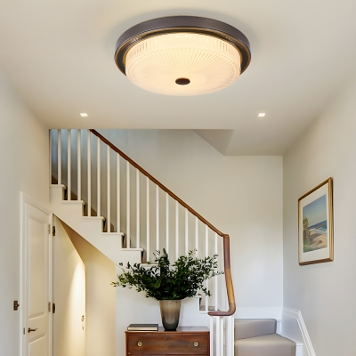 Elegant Brown Metal Flush Mount Ceiling Light - Modern Ambient Lighting with Clear Glass Shade