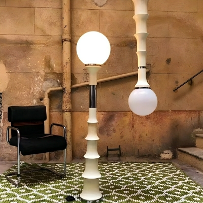 Sleek White Globe Floor Lamp - Modern LED Lighting with Ambient Glow for Contemporary Homes