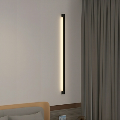 Modern Style 1-Light Black Metal Wall Lamp with LED Bulbs, Perfect for Residential Use