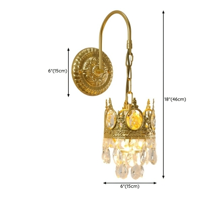 Luxurious Gold Metal Vintage Wall Sconce with Clear Crystal Shade