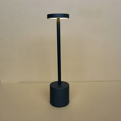 Elegant Metal Table Lamp - Modern, Metal, and Sophisticated - Perfect for 35-40-Year-Old Women