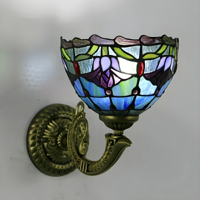 Elegant Tiffany Style Stained Glass Vanity Light with Multi-Color Shade
