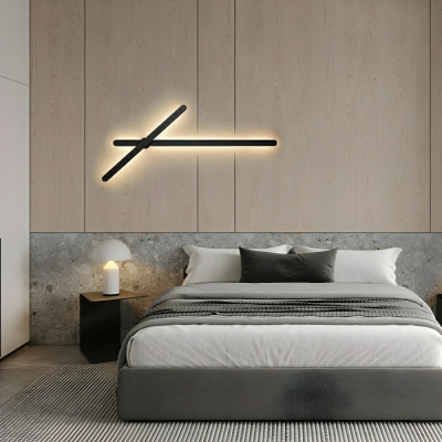 Modern Black Metal Wall Lamp with LED lighting for Residential Use