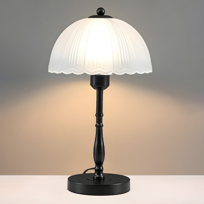 Stylish Metal Table Lamp with Glass Shade - Ideal for Modern Home Decor