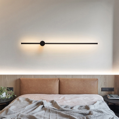 Sleek LED Wall Sconce - Modern Metal Design for Effortless Home Illumination