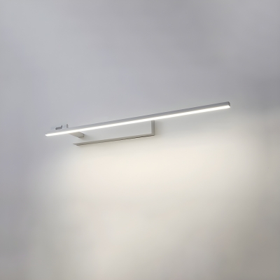 Sleek Straight Metal Vanity Light with Integrated LED and Natural Light