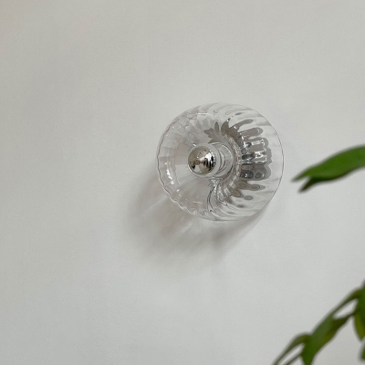 Minimalist Modern Metal 1-Light Wall Sconce with Warm Glass Shade