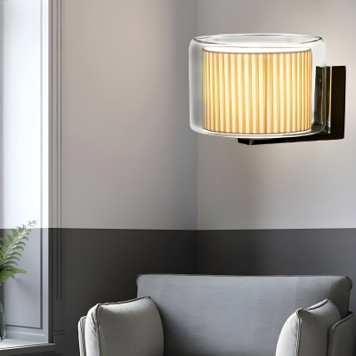 Attractive Black Metal LED Wall Lamp with Transparent Glass Shade