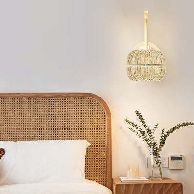 Stylish and Contemporary 1-Light LED Wall Lamp for a Modern Ambience in Any Room