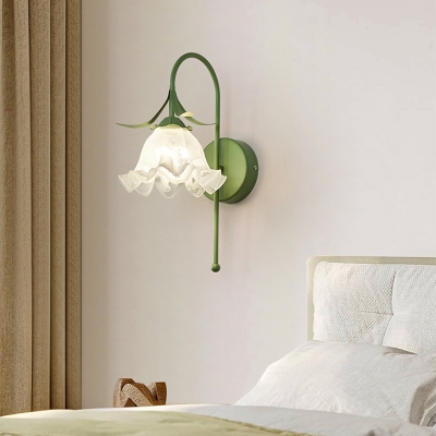 Modern Style Metal 1-light Wall Lamp with Down Shade for Bedroom