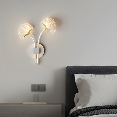Sleek Metal LED 1-Light Wall Sconce with Energy-saving Acrylic Shade
