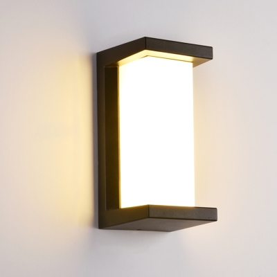 Modern Metal Wall Lamp & Sconce Black Plastic Shade Included No Dimmable LED Bulb