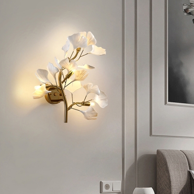 Elegant Metal 4-Light Wall Sconce with Acrylic Shade