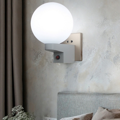Stylish Modern White Vanity Light with Ambiance-enhancing Bi-pin Lights