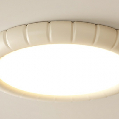 Scandinavian Round Shape Flush Mount Ceiling Light with Integrated Led