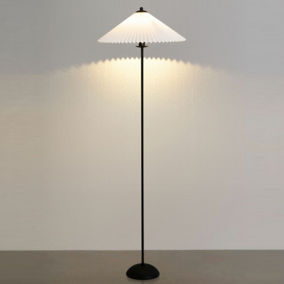 Modern Simple Metal Bedroom Floor Lamp with Pleated Lampshade
