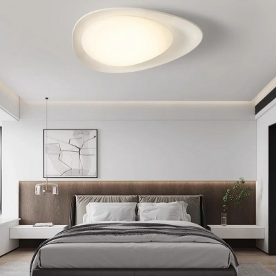Modern Resin Flushmount Ceiling Light Fixture with Integrated Led