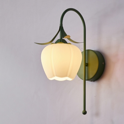 Creative Iron Wall Sconce with Flower Shape for Living Room & Bedroom