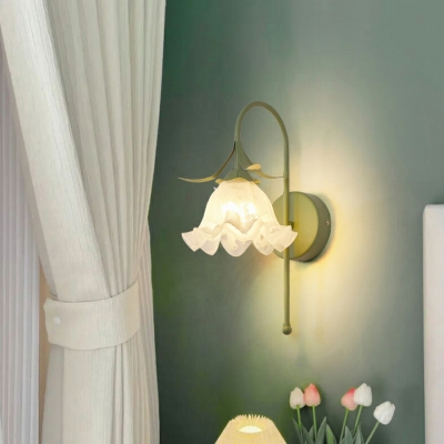 Creative Iron Wall Sconce with Flower Shape for Living Room & Bedroom