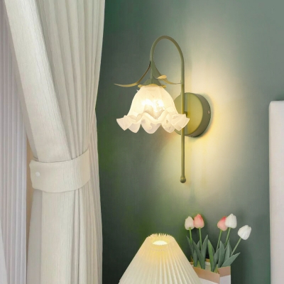 Modern Metal Bedroom Wall Sconce with Acrylic Lampshade without Bulb
