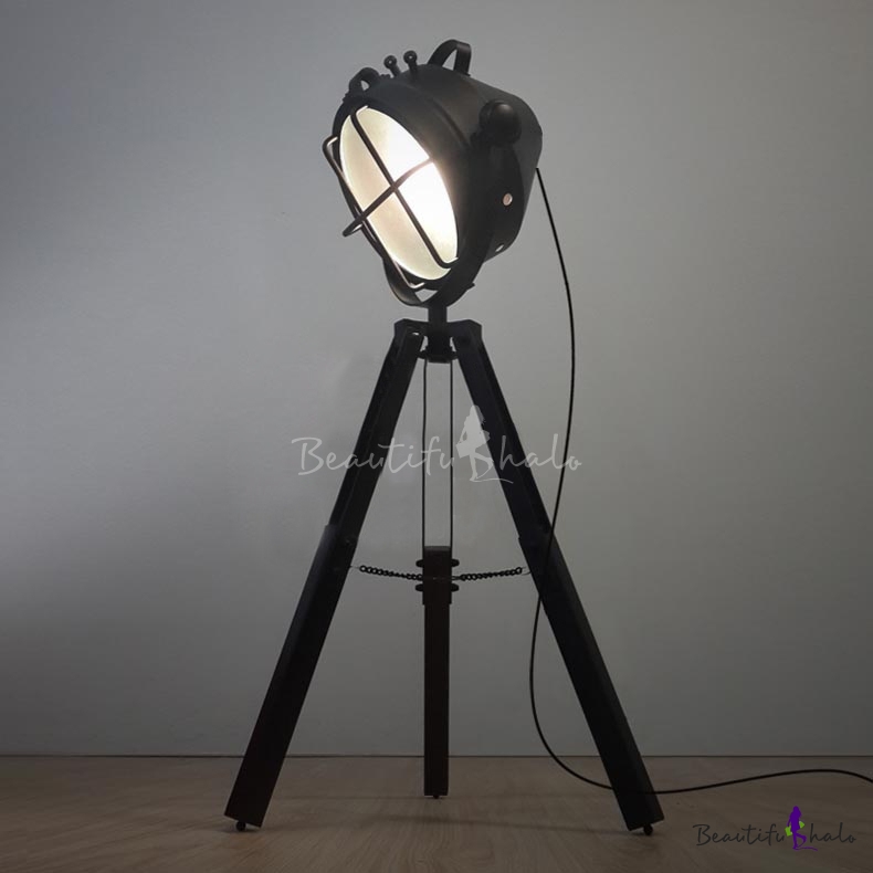 tripod spotlight table lamp